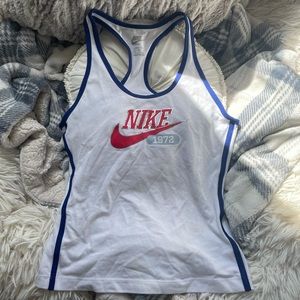 Nike Sports Tank - Medium